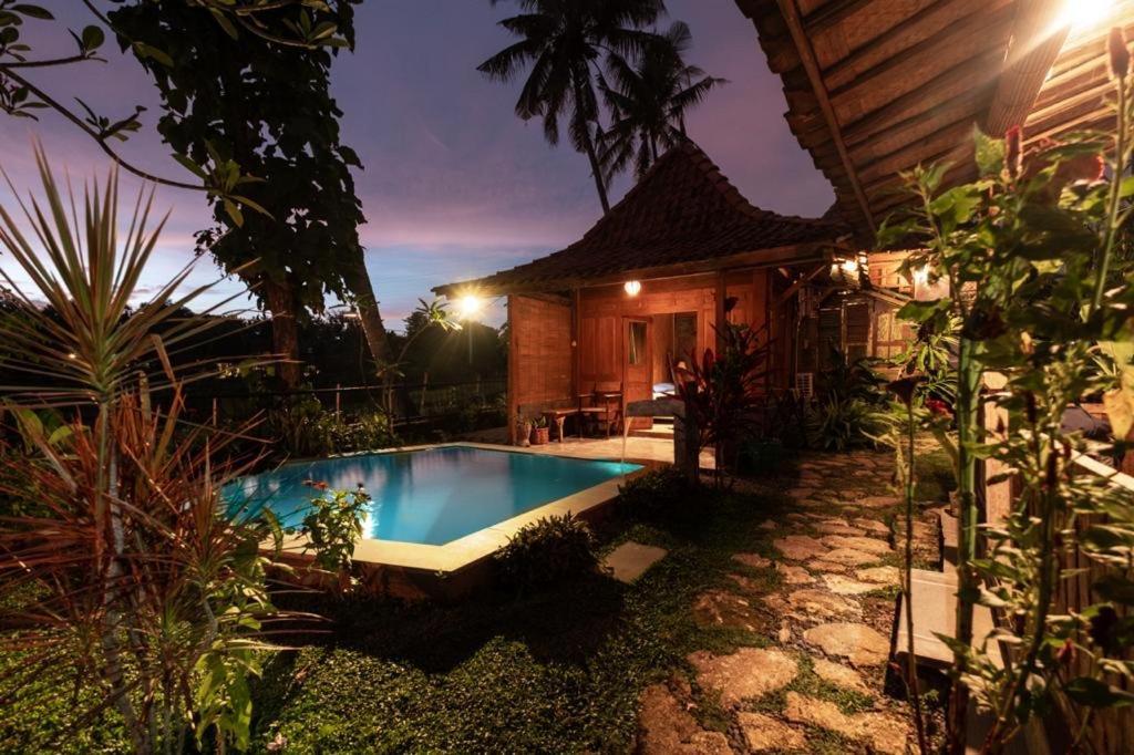 Villa Nextdoor Nature Yogyakarta Bantul Esterno foto